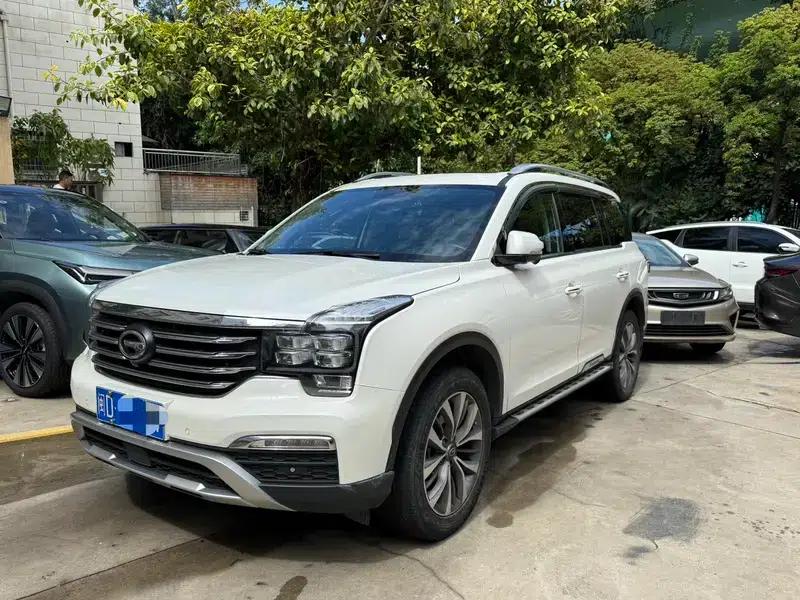 Trumpchi GS8 2017 320T 2WD Luxury Intelligent Connected Edition 7-Seater — миниатюра 1