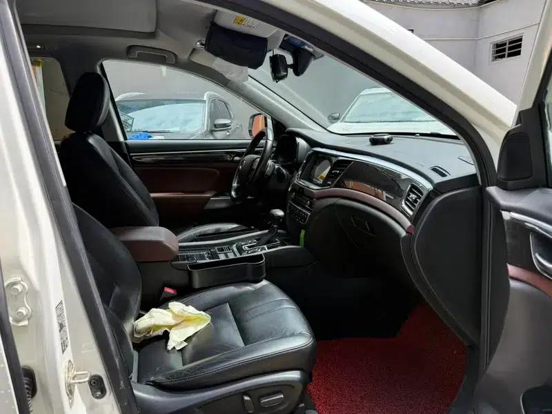 Trumpchi GS8 2017 320T 2WD Luxury Intelligent Connected Edition 7-Seater — миниатюра 16