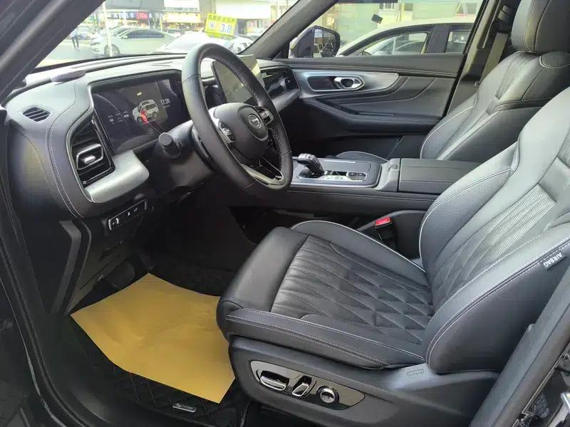 Trumpchi GS8 2022 Navigator Series 2.0TGDI 2WD Luxury Intelligent Connected 7-Seater — миниатюра 15
