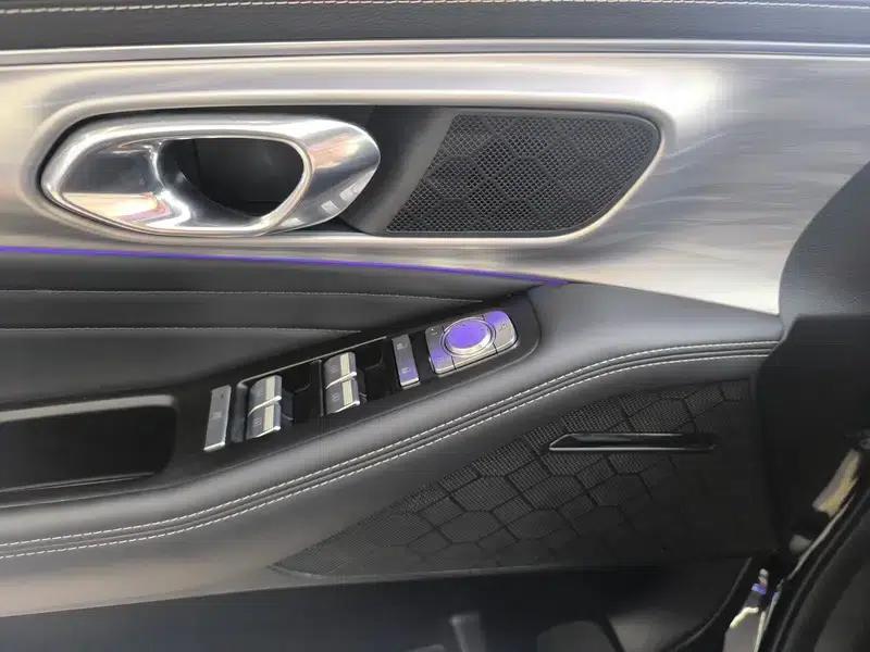 Trumpchi GS8 2022 Navigator Series 2.0TGDI 2WD Luxury Intelligent Connected 7-Seater — миниатюра 17