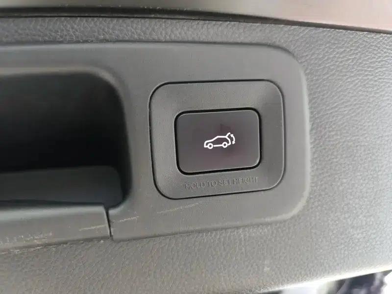 Trumpchi GS8 2022 Navigator Series 2.0TGDI 2WD Luxury Intelligent Connected 7-Seater — миниатюра 9
