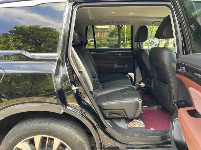 Trumpchi GS8 2017 320T 2WD Luxury Intelligent Connected Edition 7-Seater — миниатюра 19