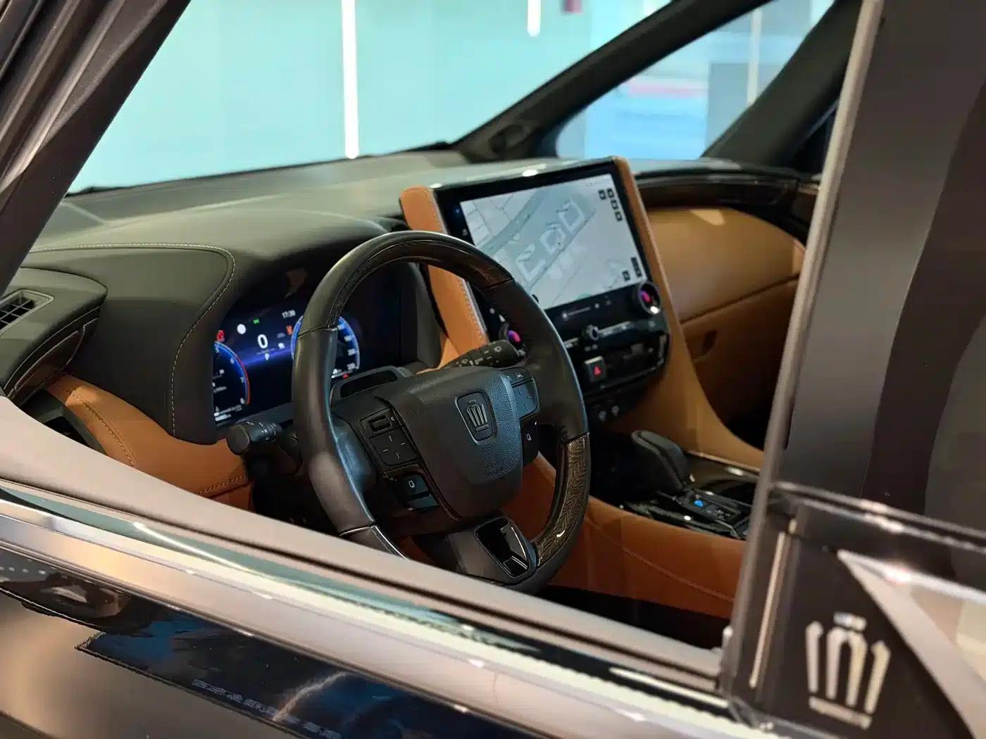 2024 Alphard Crown Hybrid 2.5L Supreme Executive Edition — миниатюра 7