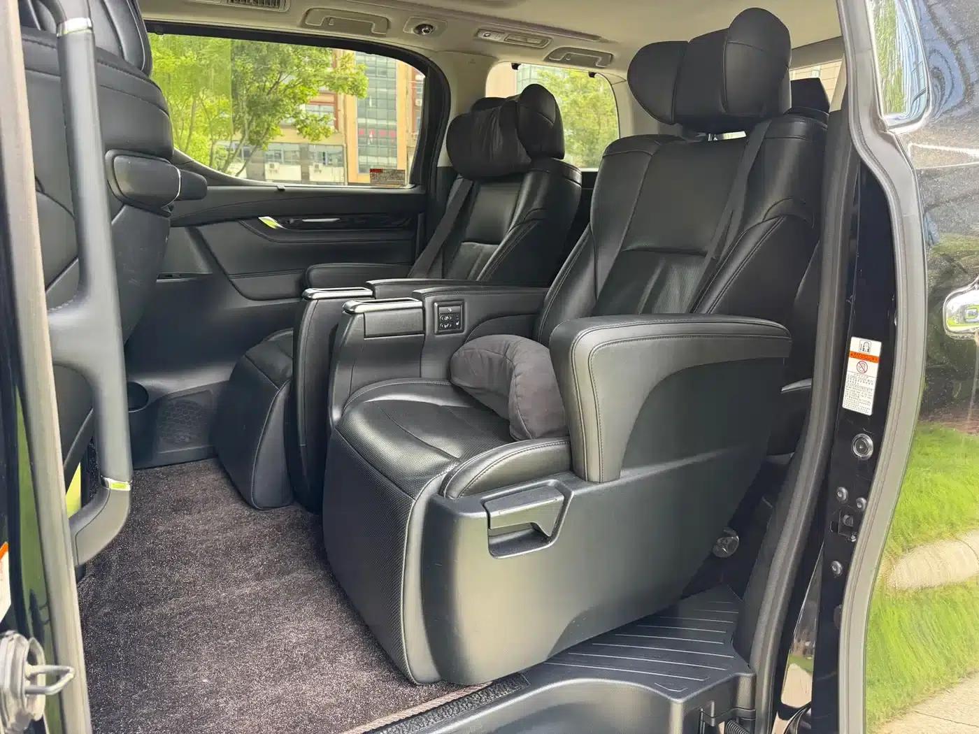 2021 Alphard Crown Hybrid 2.5L HV Luxury Edition — миниатюра 8