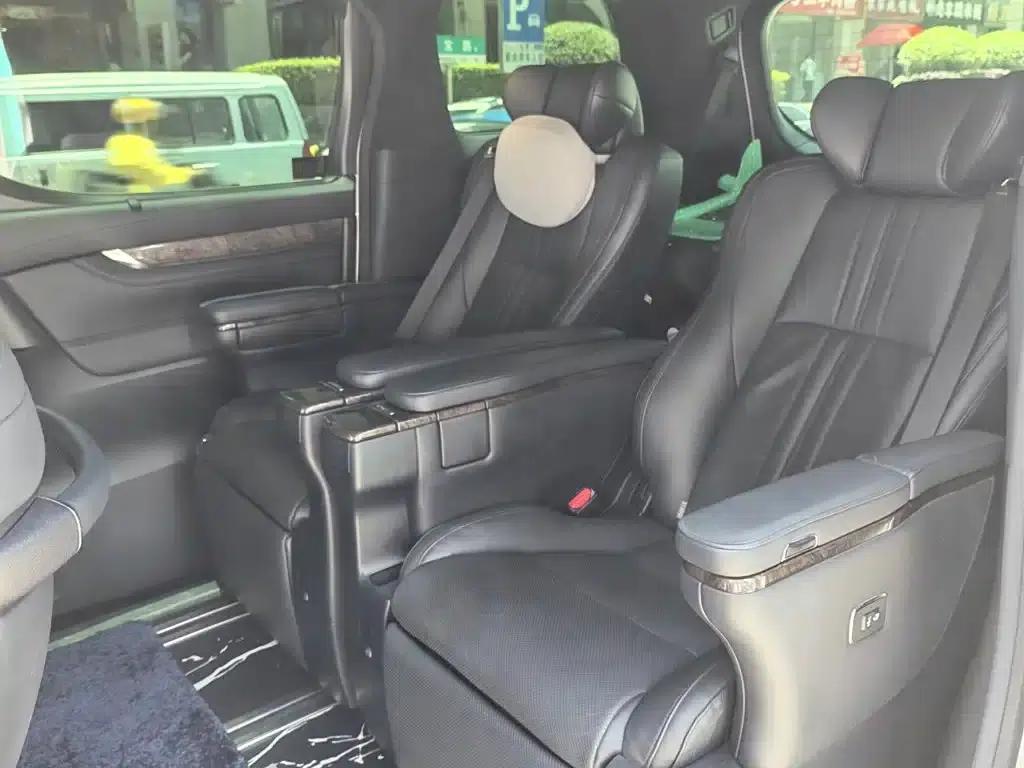 2020 Alphard Hybrid 2.5L HV Premium Edition — миниатюра 7
