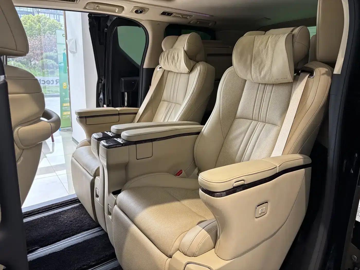 2021 Alphard Crown Hybrid 2.5L HV Premium Edition — миниатюра 14