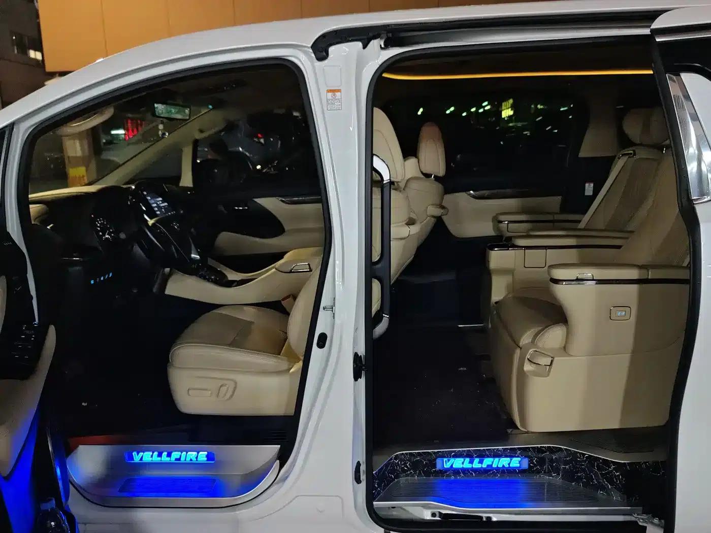 2021 Alphard Crown Hybrid 2.5L HV Supreme Edition — миниатюра 5