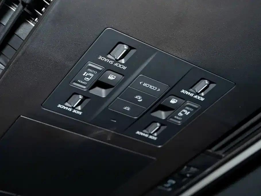 2024 Alphard Crown Hybrid 2.5L Supreme Edition — миниатюра 20