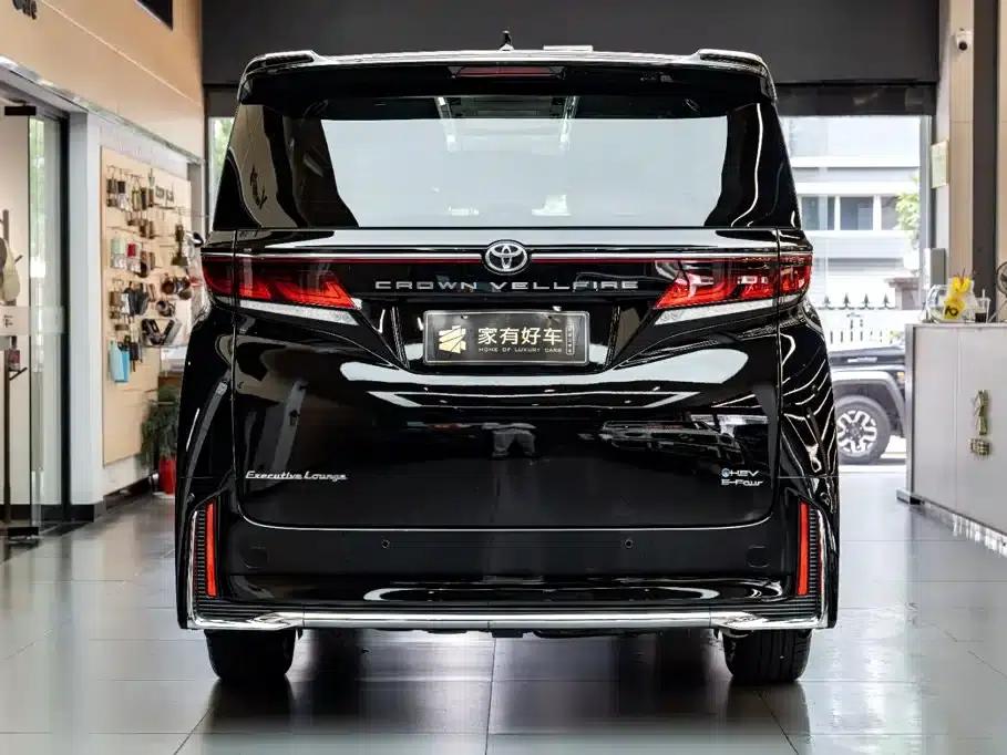 2024 Alphard Crown Hybrid 2.5L Supreme Edition — миниатюра 5