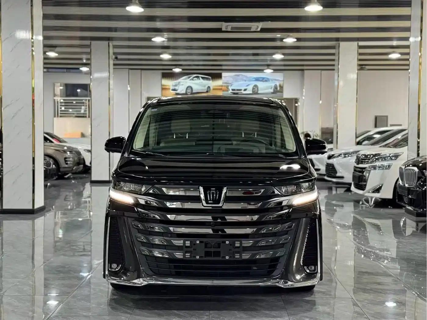 2024 Alphard Crown Hybrid 2.5L Supreme Executive Edition — миниатюра 2