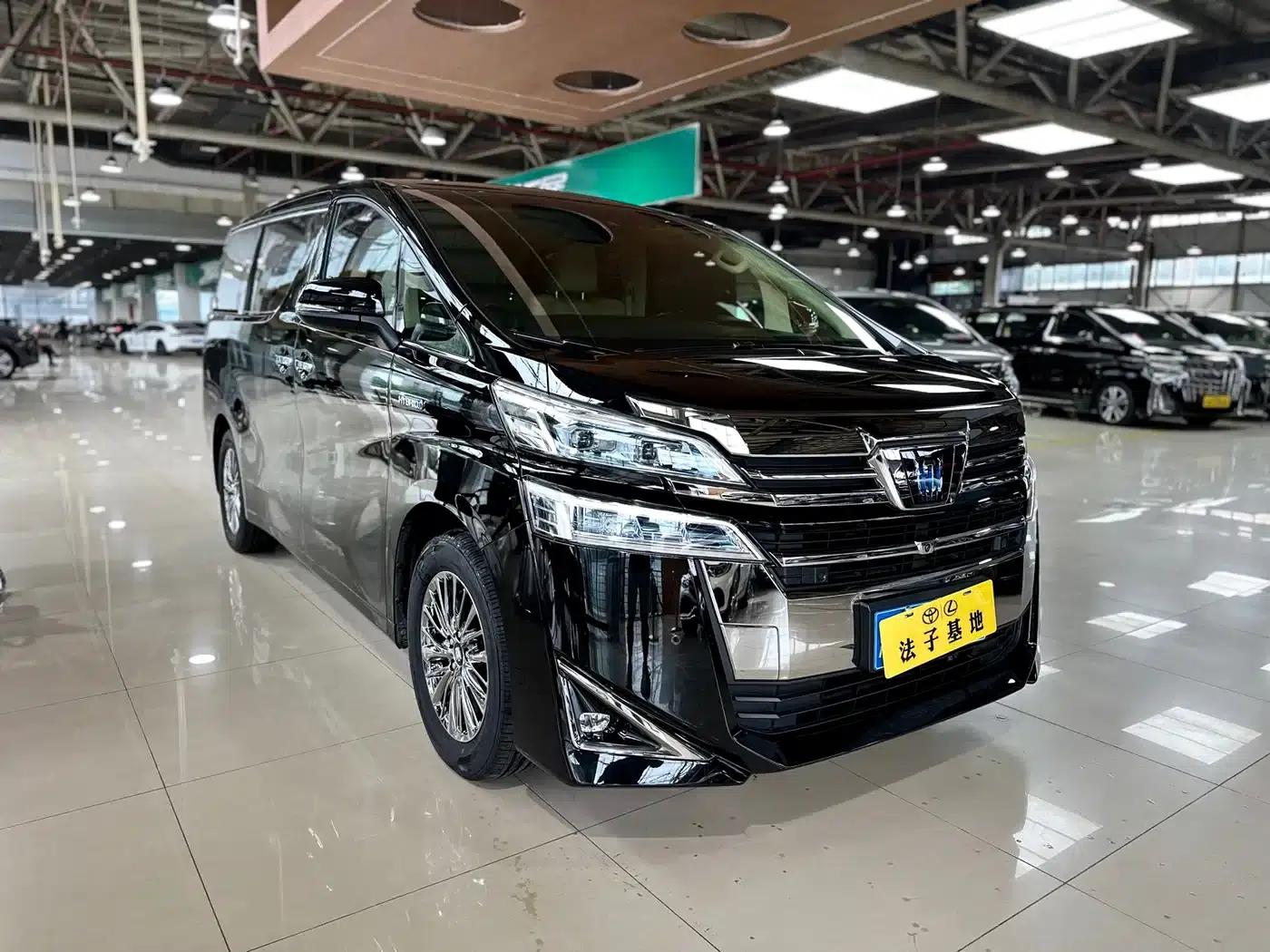 2021 Alphard Crown Hybrid 2.5L HV Premium Edition — миниатюра 2