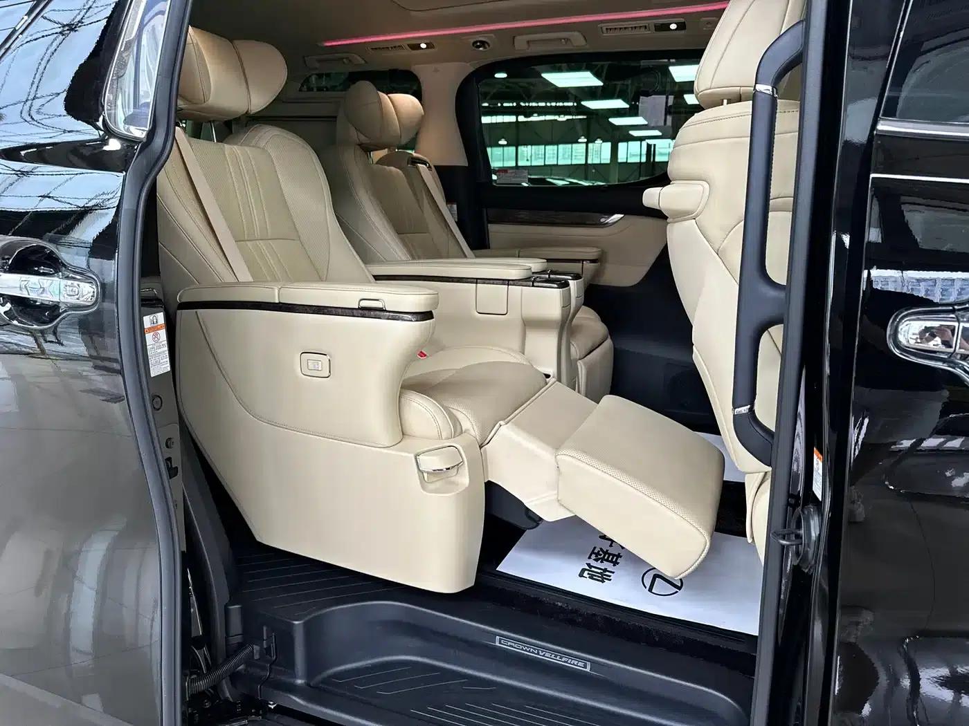 2021 Alphard Crown Hybrid 2.5L HV Premium Edition — миниатюра 21