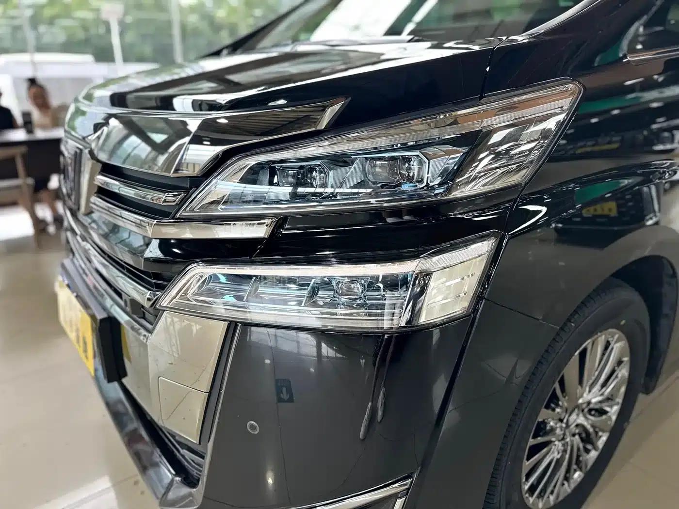 2021 Alphard Crown Hybrid 2.5L HV Premium Edition — миниатюра 5