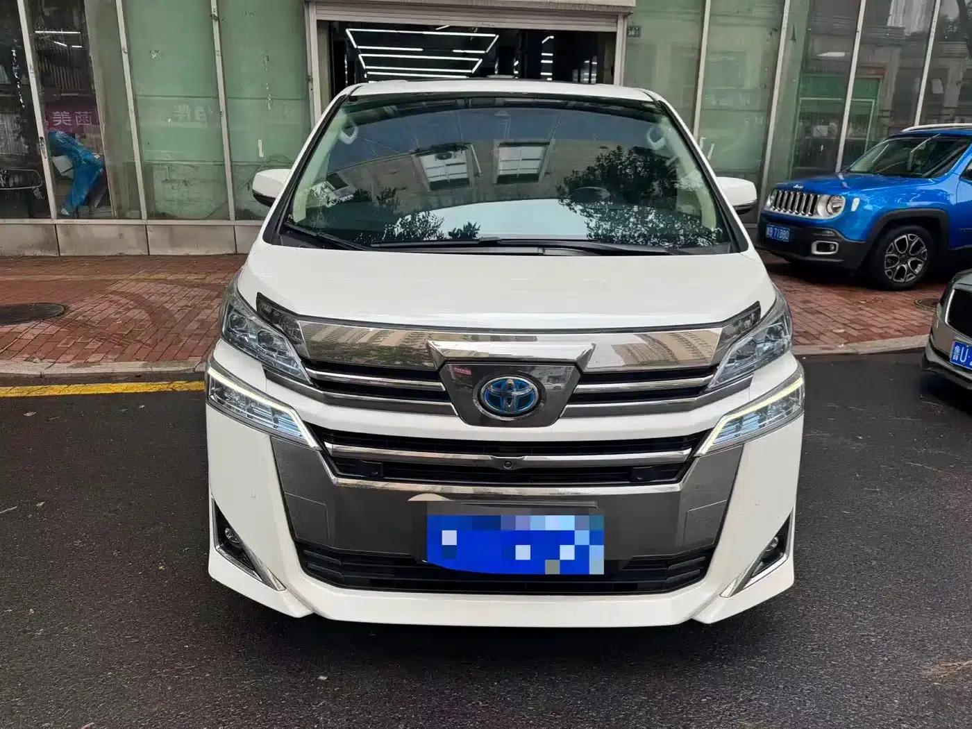 2020 Alphard Hybrid 2.5L HV Premium Edition — миниатюра 2