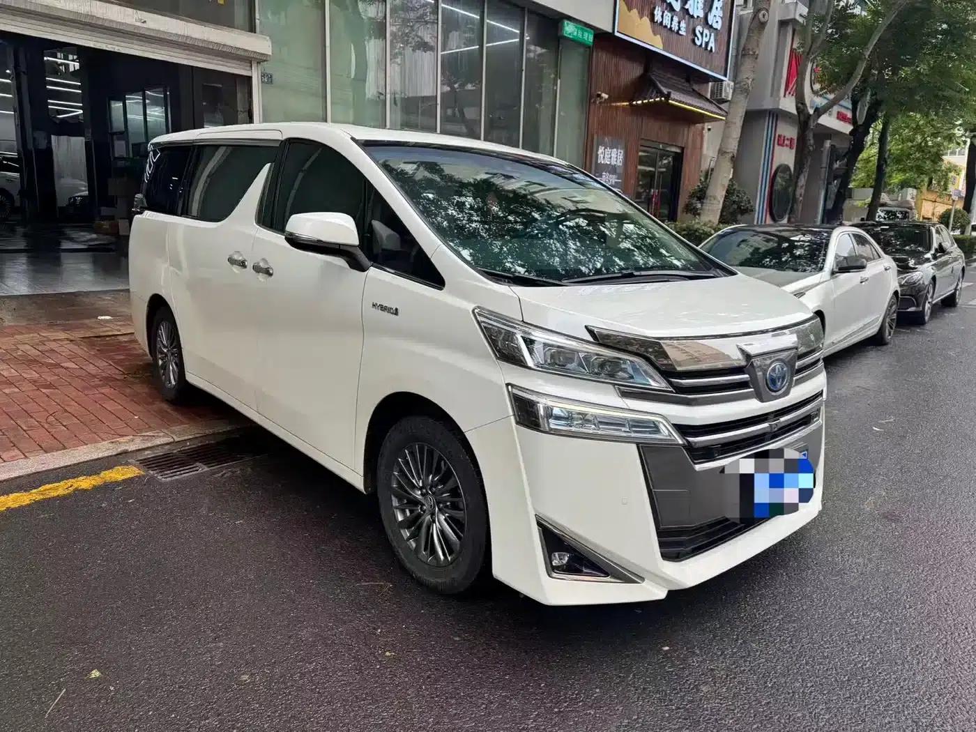 2020 Alphard Hybrid 2.5L HV Premium Edition — миниатюра 3