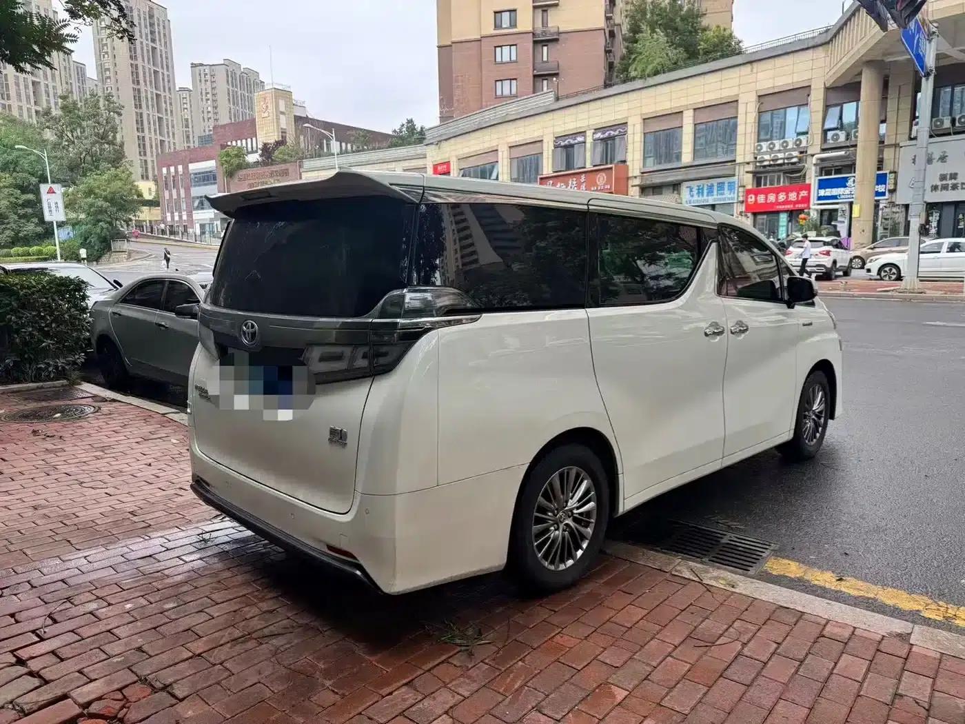2020 Alphard Hybrid 2.5L HV Premium Edition — миниатюра 7