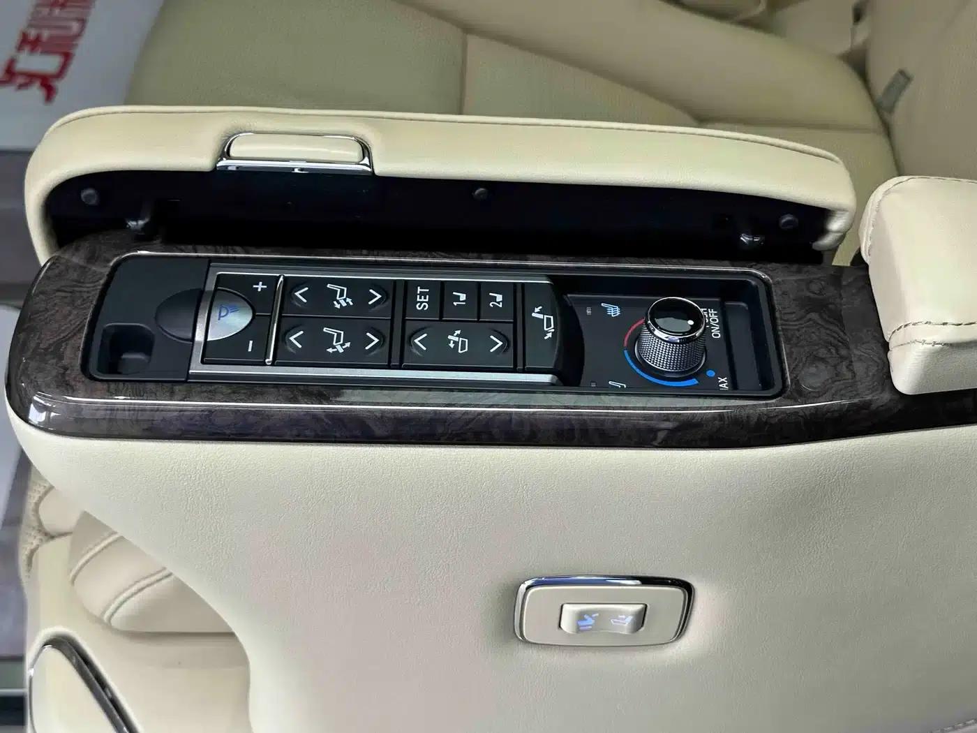 2021 Alphard Crown Hybrid 2.5L HV Premium Edition — миниатюра 10