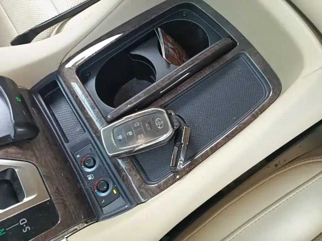 2023 Alphard Crown Hybrid 2.5L HV Premium Edition — миниатюра 9