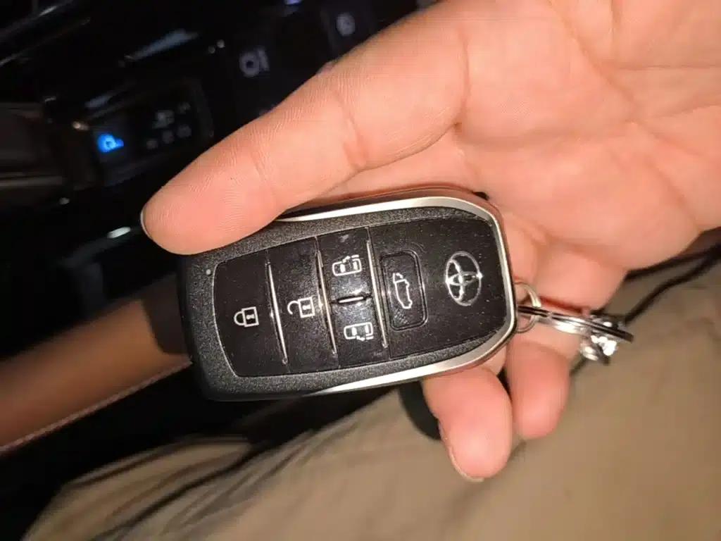 2024 Alphard Crown Hybrid 2.5L Supreme Executive Edition — миниатюра 9