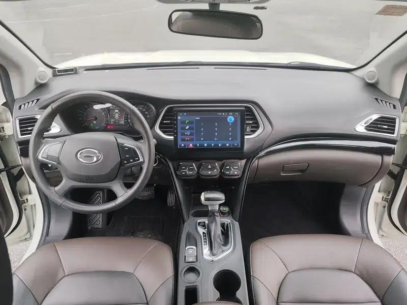 Trumpchi GS4 2017 235T Automatic 2WD Elite Edition — миниатюра 12