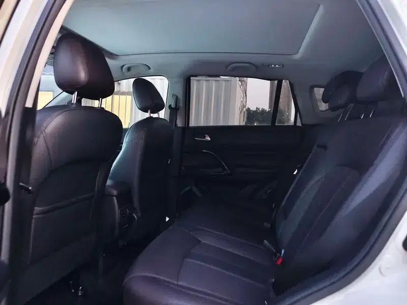 Trumpchi GS4 2018 235T Automatic 2WD Luxury Intelligent Connectivity Millionth Anniversary Edition — миниатюра 12