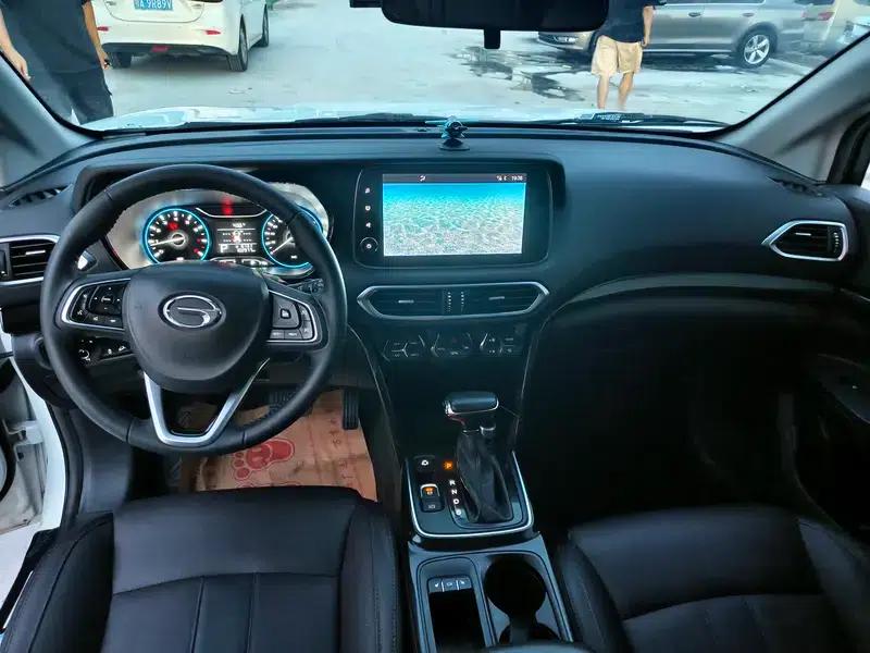 Trumpchi GS4 2018 235T Automatic 2WD Luxury Intelligent Connectivity Millionth Anniversary Edition — миниатюра 8