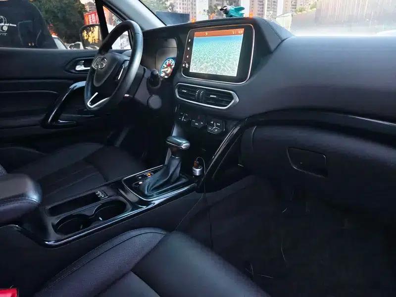 Trumpchi GS4 2018 235T Automatic 2WD Luxury Intelligent Connectivity Millionth Anniversary Edition — миниатюра 10