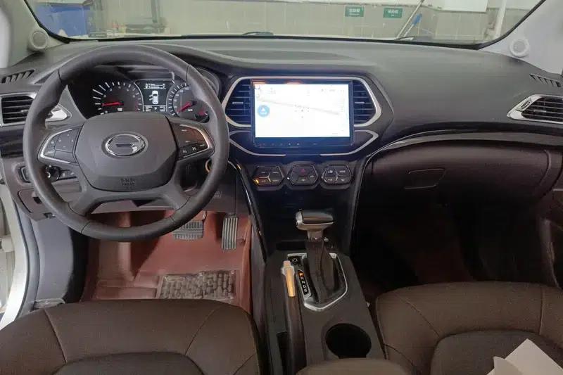 Trumpchi GS4 2017 200T G-DCT 2WD Elite Edition — миниатюра 11