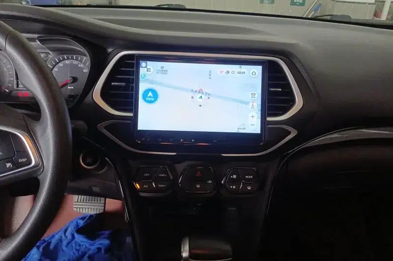Trumpchi GS4 2017 200T G-DCT 2WD Elite Edition — миниатюра 12