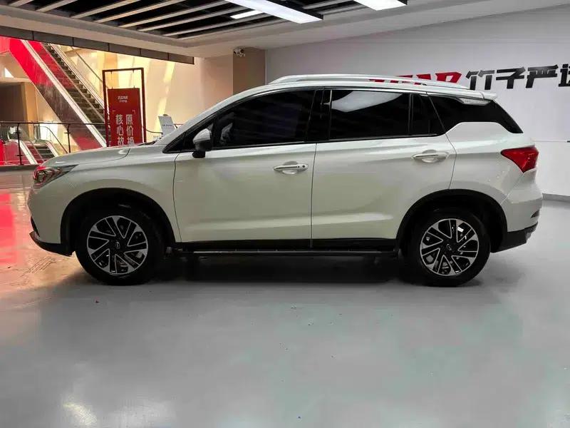 Trumpchi GS4 2017 235T Automatic 2WD Elite Edition — миниатюра 4