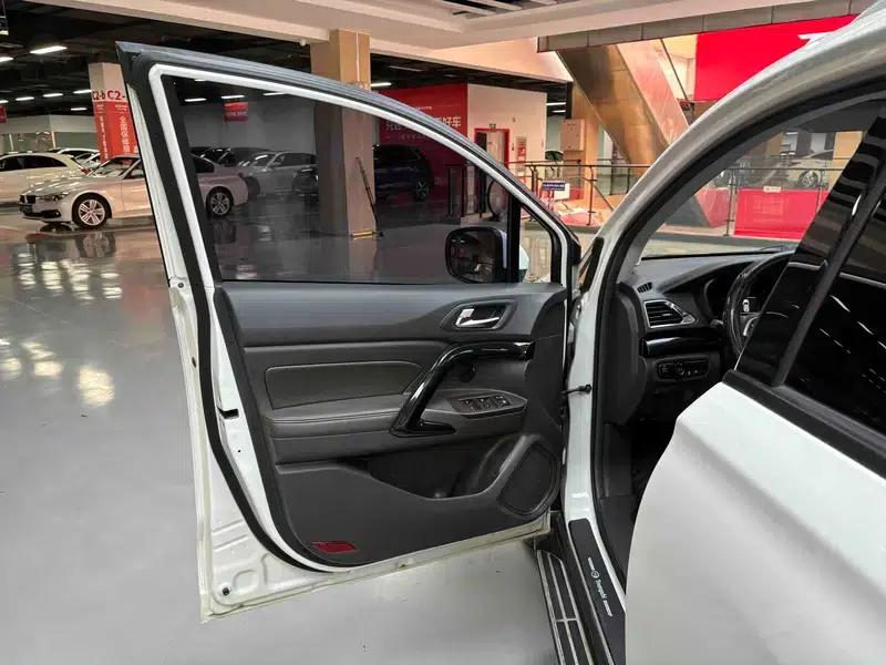 Trumpchi GS4 2017 235T Automatic 2WD Elite Edition — миниатюра 33
