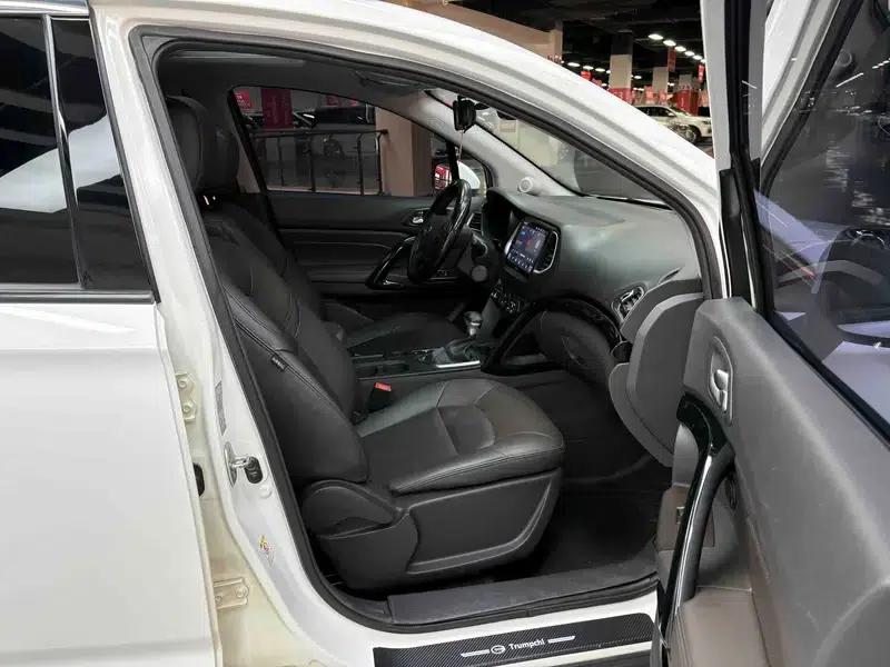 Trumpchi GS4 2017 235T Automatic 2WD Elite Edition — миниатюра 37