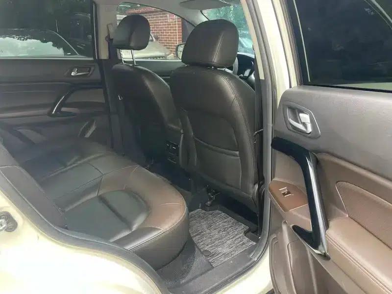 Trumpchi GS4 2017 235T Automatic 2WD Luxury Intelligent Edition — миниатюра 11