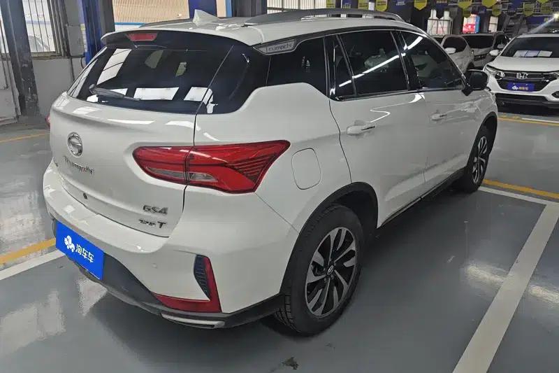 Trumpchi GS4 2018 235T Automatic 2WD Elite Millionth Anniversary Edition — миниатюра 3