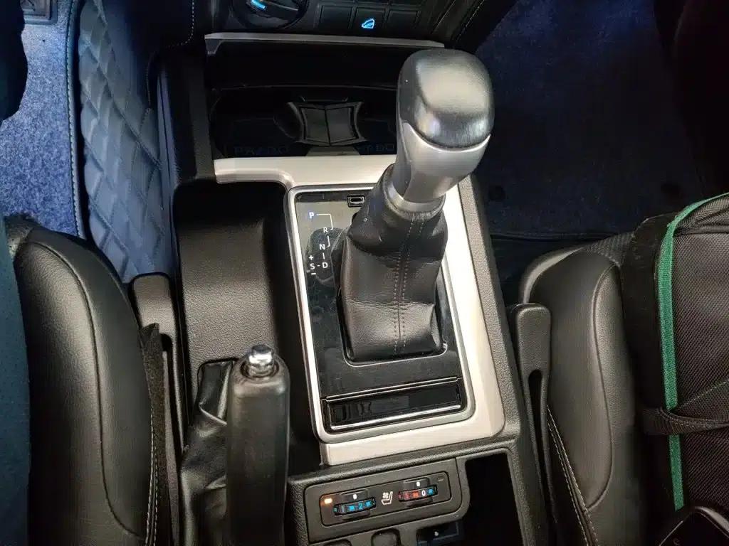 2018 Prado 3.5L Automatic TX-L with Rear-mounted Spare Tire — миниатюра 15