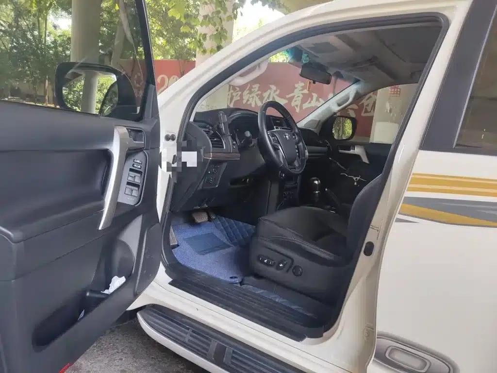 2018 Prado 3.5L Automatic TX-L with Rear-mounted Spare Tire — миниатюра 17