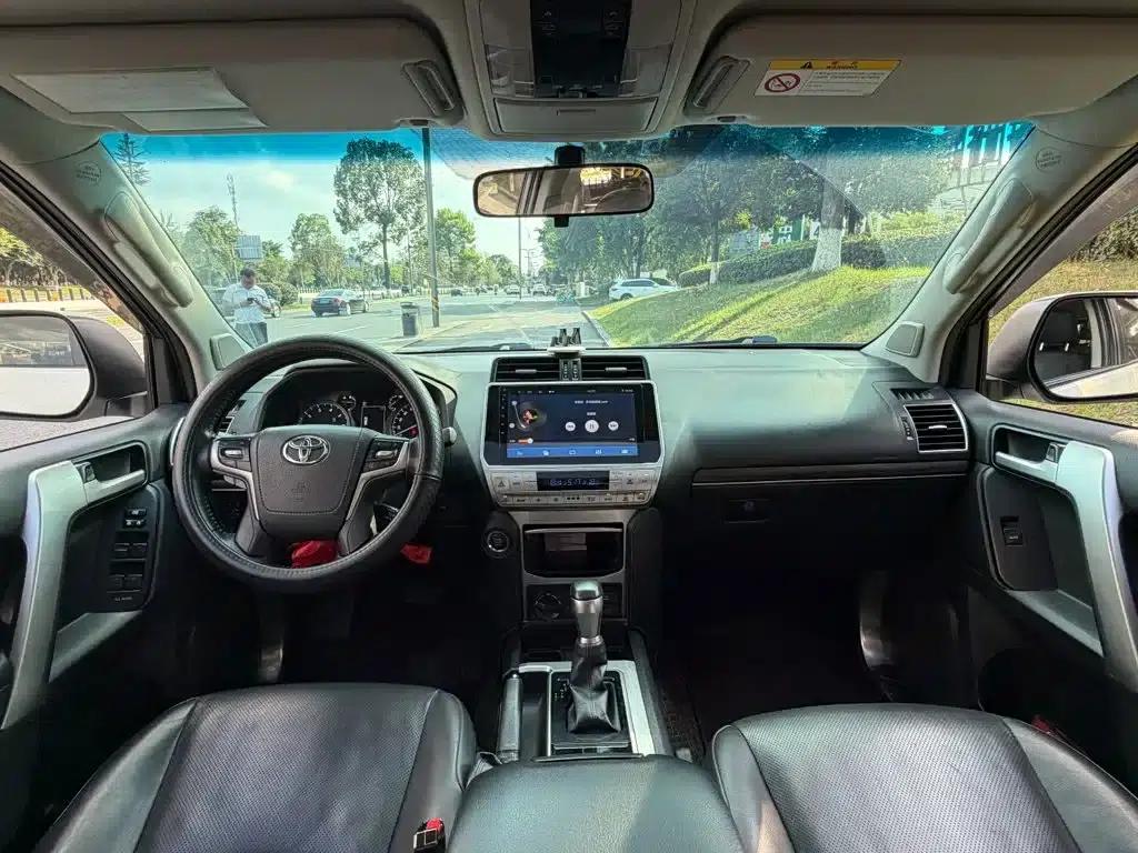 2019 Prado 3.5L Automatic TX-L Premium Edition with Rear-mounted Spare Tire — миниатюра 13