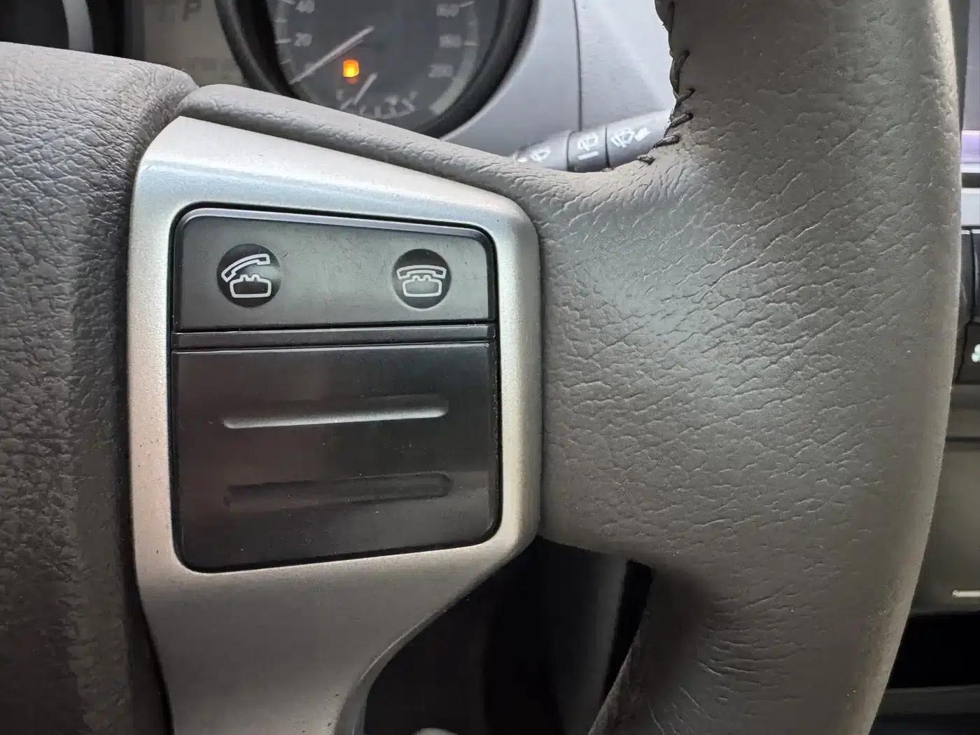 2016 Prado 2.7L Automatic Standard Edition — миниатюра 23