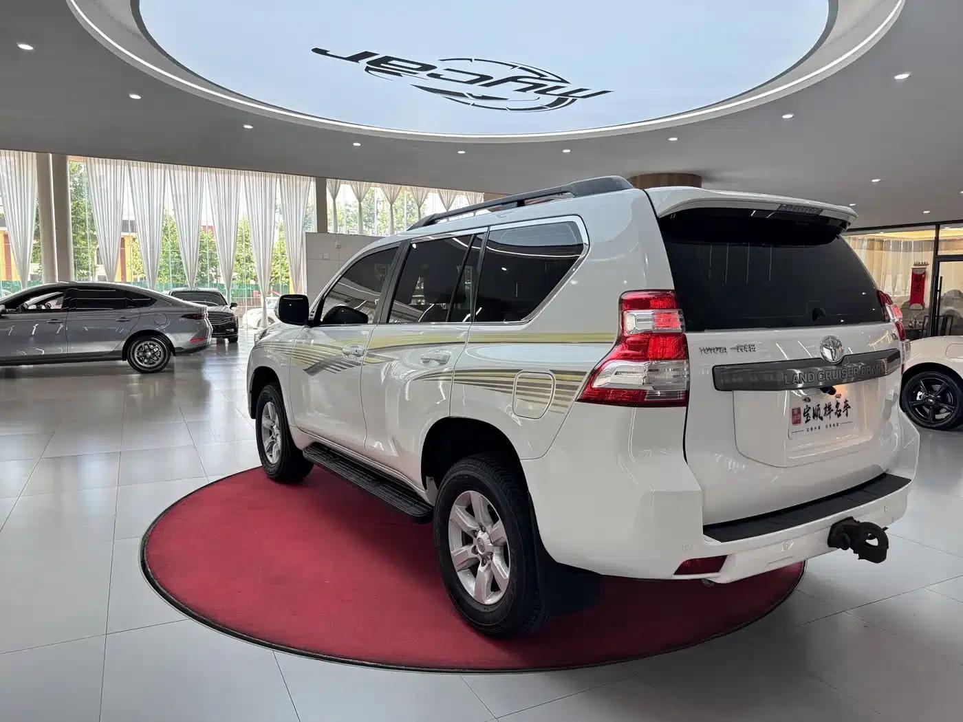 2016 Prado 2.7L Automatic Standard Edition — миниатюра 7