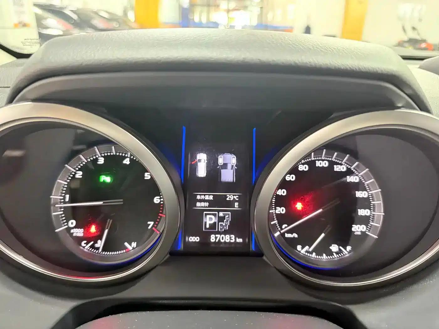 2016 Prado 3.5L Automatic TX-L NAVI — миниатюра 14