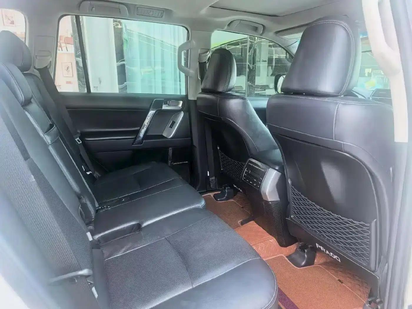 2018 Prado 3.5L Automatic TX-L with Rear-mounted Spare Tire — миниатюра 9