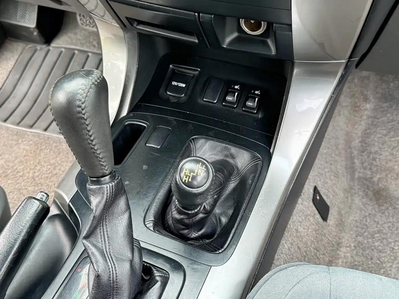 2004 Prado 4.0L Automatic GX — миниатюра 11