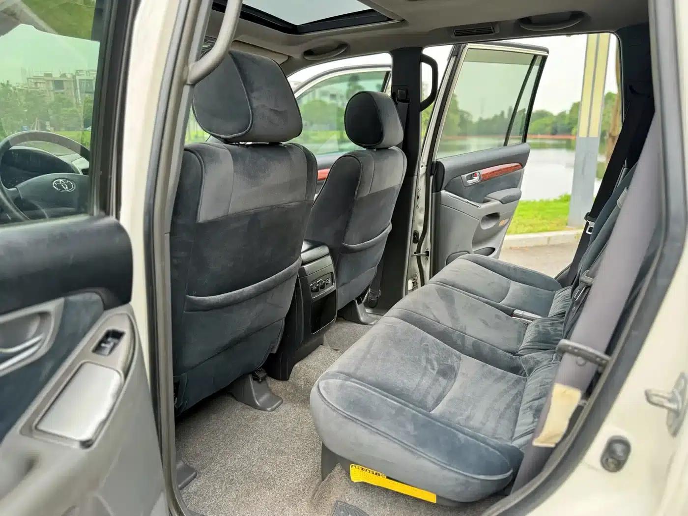 2004 Prado 4.0L Automatic GX — миниатюра 6