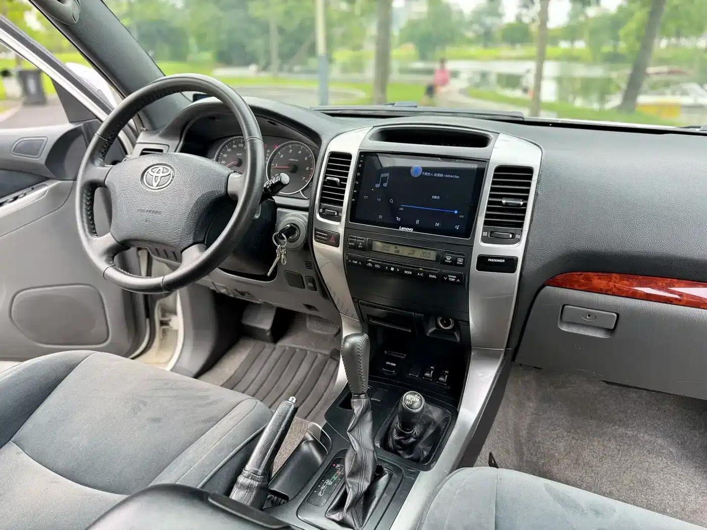 2004 Prado 4.0L Automatic GX — миниатюра 8