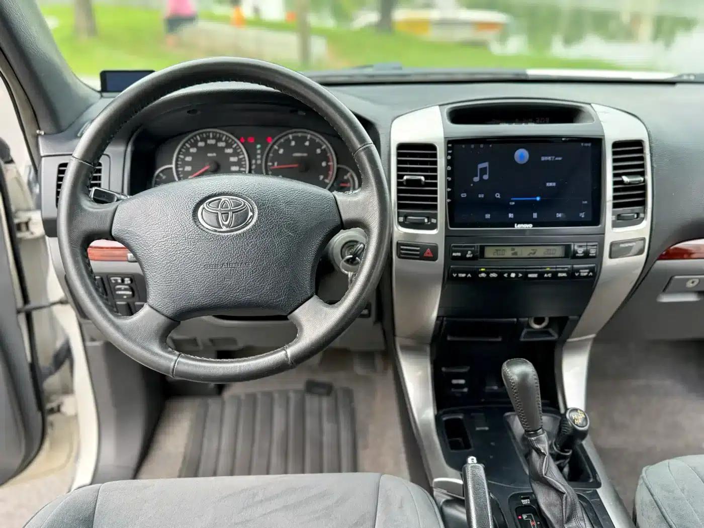 2004 Prado 4.0L Automatic GX — миниатюра 10