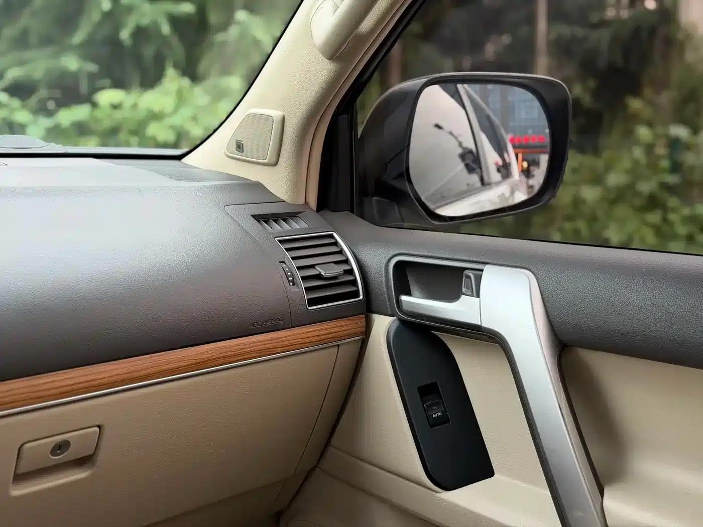 2018 Prado 3.5L Automatic TX-L NAVI — миниатюра 11