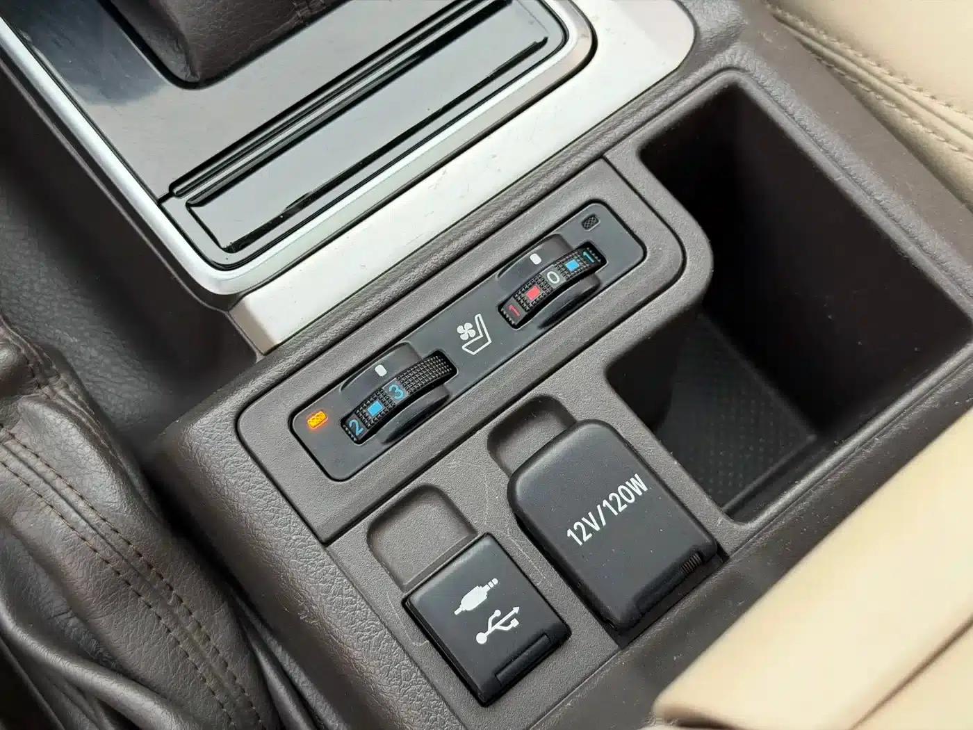 2018 Prado 3.5L Automatic TX-L NAVI — миниатюра 13