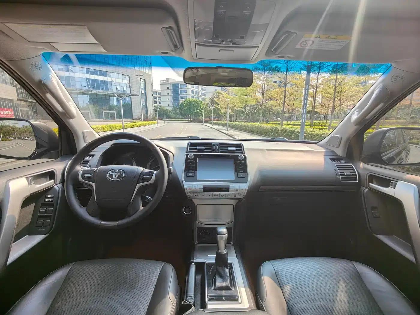 2018 Prado 3.5L Automatic TX-L with Rear-mounted Spare Tire — миниатюра 6