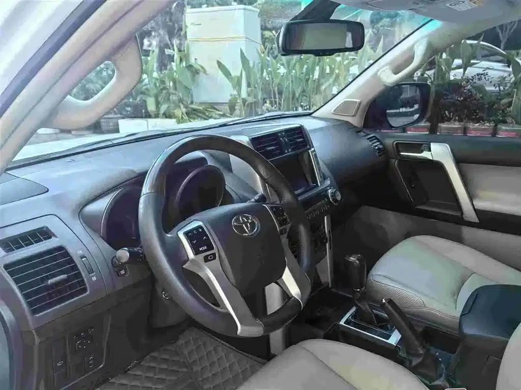 2010 Prado 4.0L Automatic VX NAVI — миниатюра 11