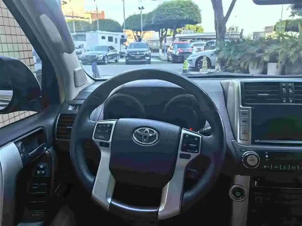 2010 Prado 4.0L Automatic VX NAVI — миниатюра 12